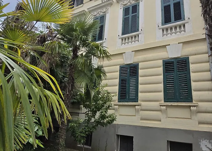 Kamelija - Center Minute To The * Opatija